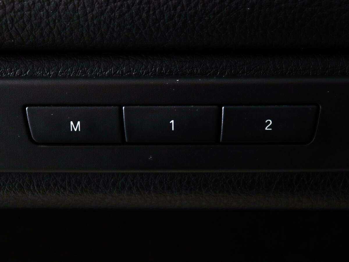 Купить BMW 5 серии 523i, 2011, 239 272 км, фото №20