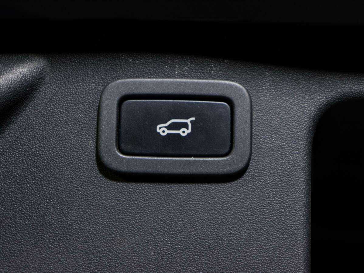 Купить Land Rover Discovery Sport, 2018, 119 200 км, фото №17