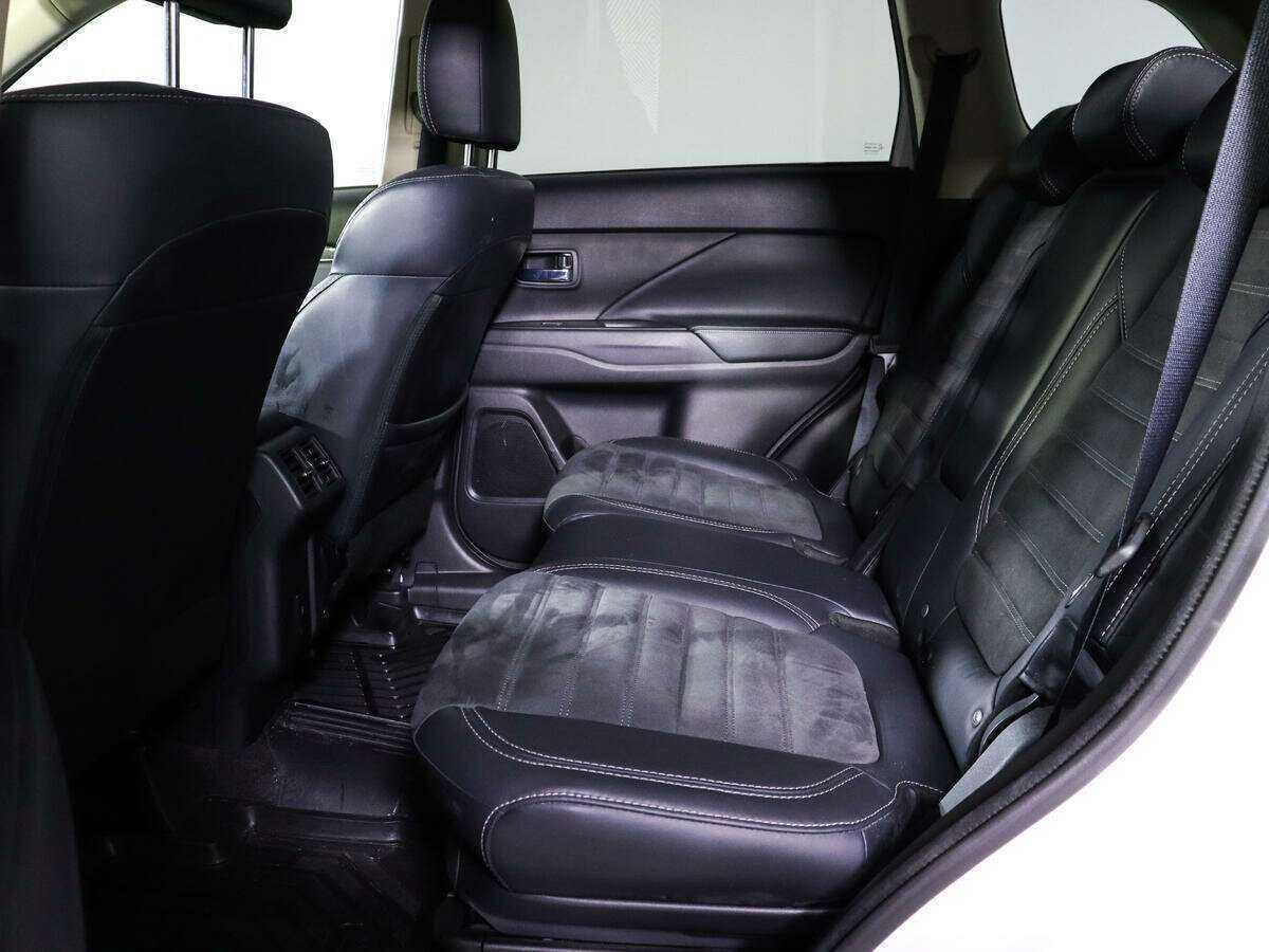 Купить Mitsubishi Outlander, 2022, 34 123 км, фото №10
