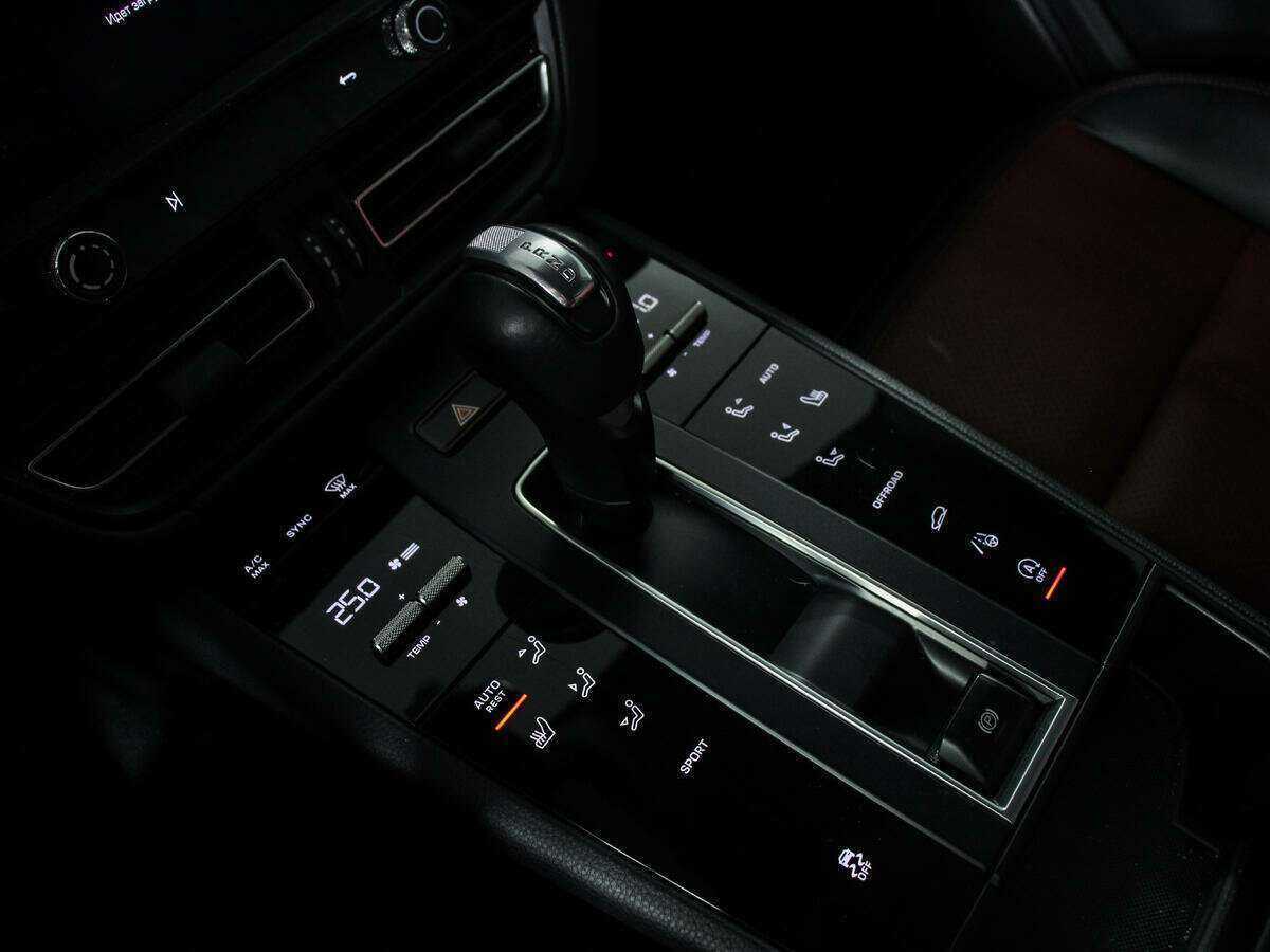 Купить Porsche Macan, 2022, 19 800 км, фото №15