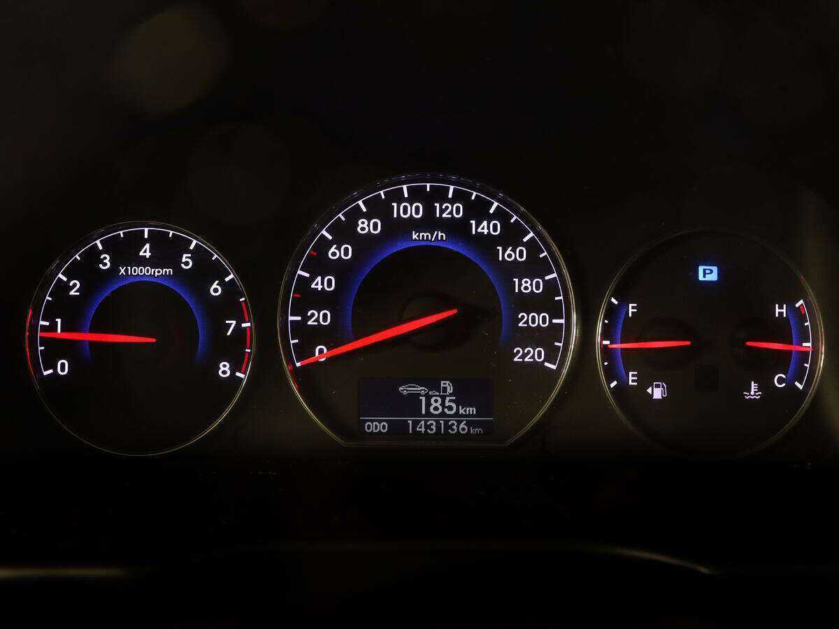 Купить Hyundai Santa Fe, 2011, 143 093 км, фото №9