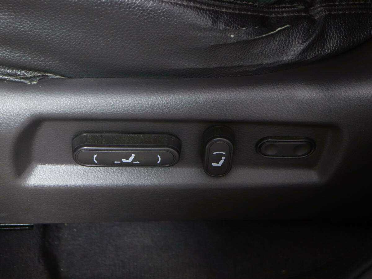 Купить Hyundai Santa Fe, 2011, 143 093 км, фото №16