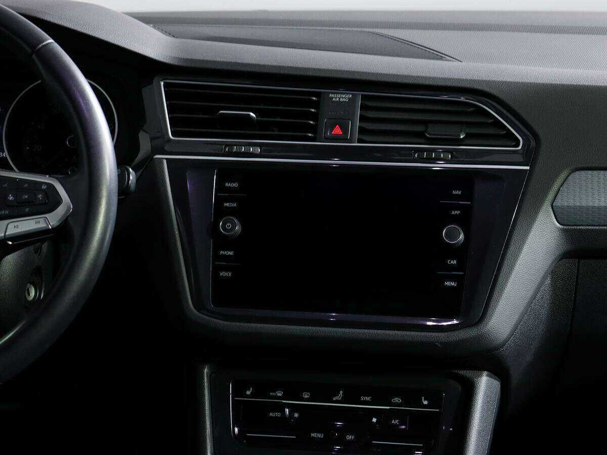 Купить Volkswagen Tiguan, 2020, 43 933 км, фото №13
