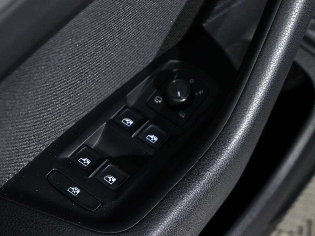 Купить Volkswagen Passat, 2015, 77 500 км, фото №15