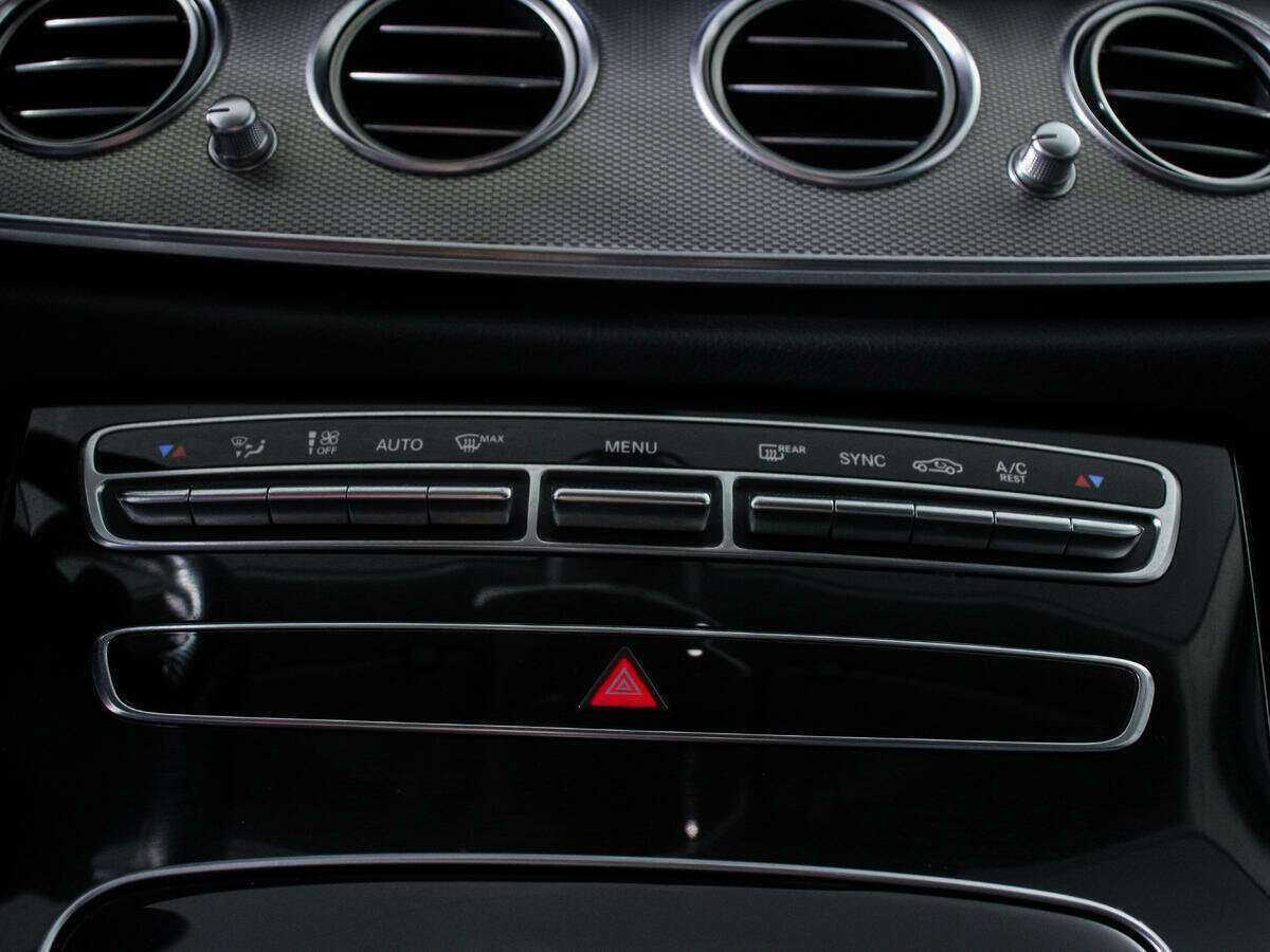 Купить Mercedes-Benz E-Класс 200, 2016, 88 196 км, фото №17