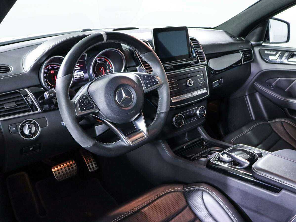 Купить Mercedes-Benz GLE Coupe AMG 63 AMG S, 2017, 69 197 км, фото №14