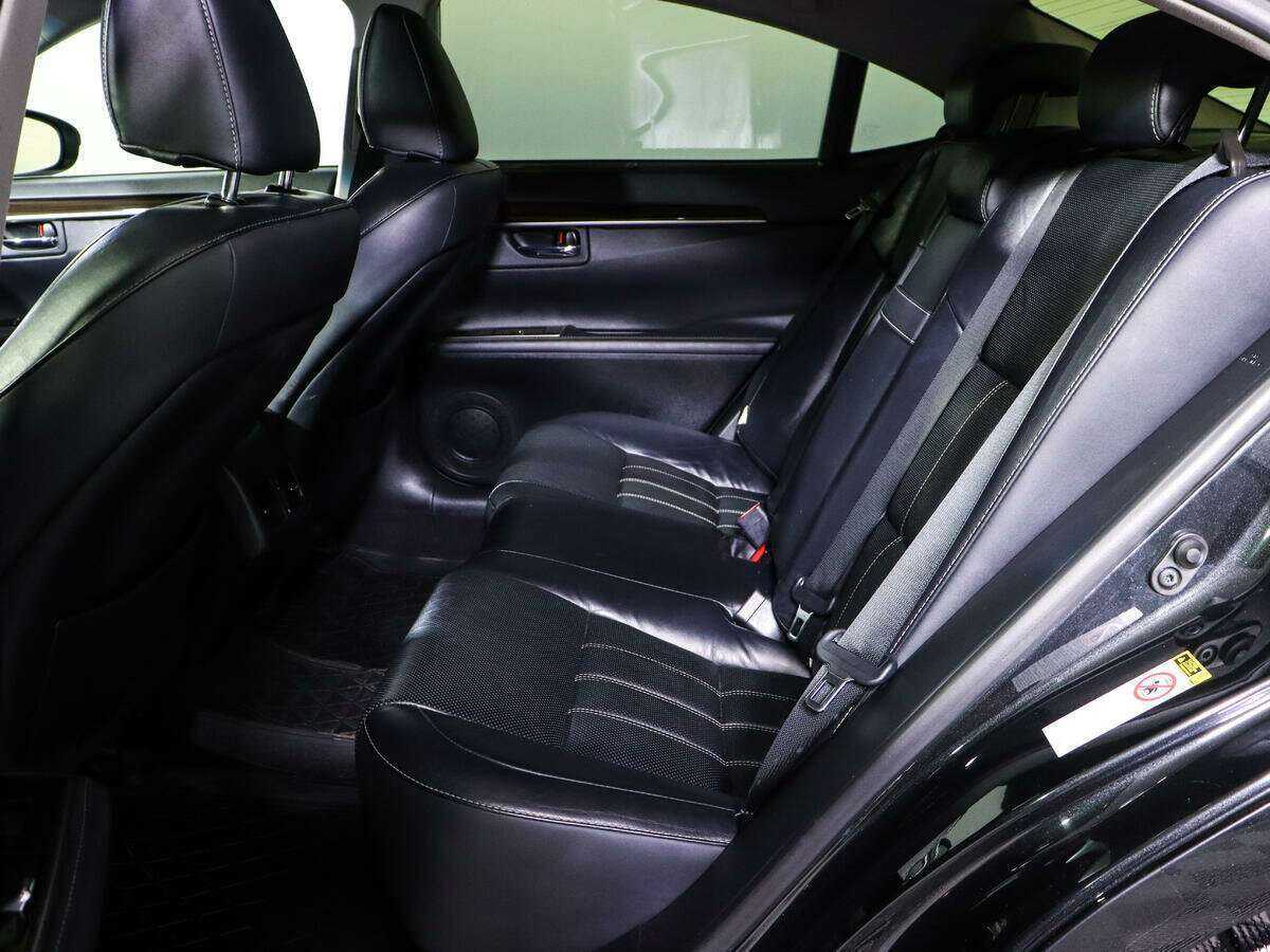 Купить Lexus ES 200, 2016, 121 281 км, фото №7