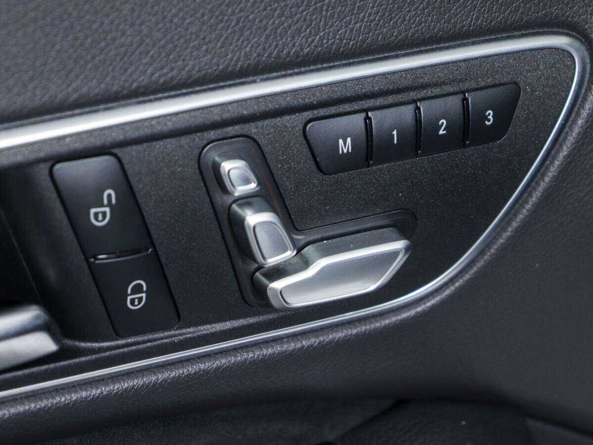 Купить Mercedes-Benz CLA 250, 2018, 54 695 км, фото №21