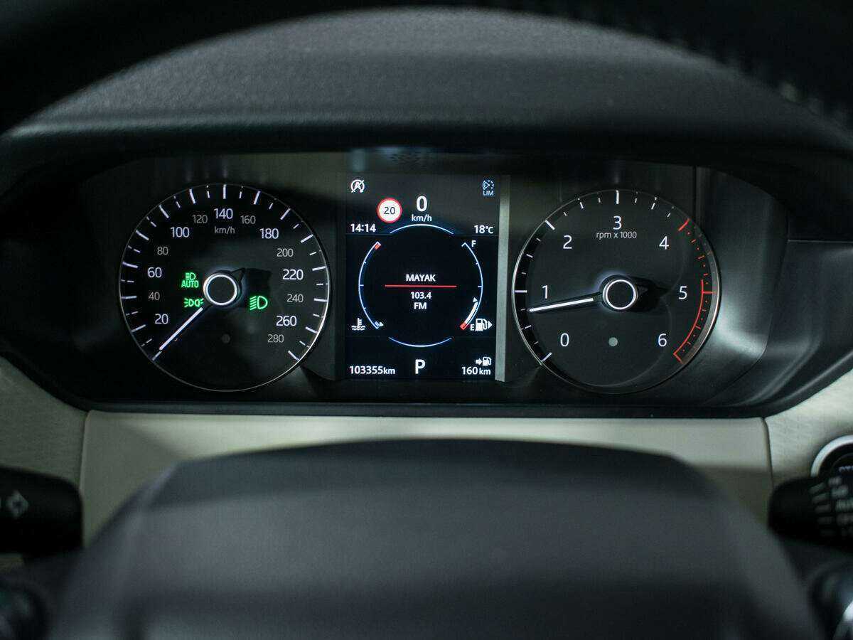 Купить Land Rover Range Rover Velar, 2019, 103 354 км, фото №10