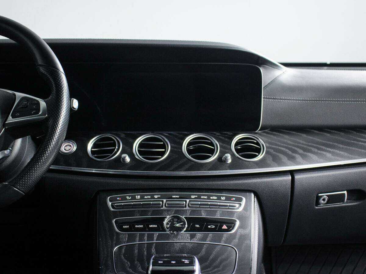 Купить Mercedes-Benz E-Класс 200, 2017, 81 759 км, фото №10