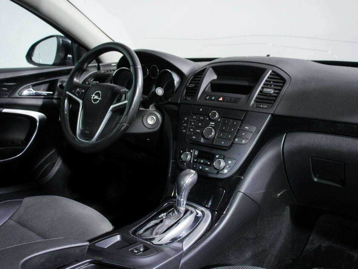 Купить Opel Insignia, 2010, 108 000 км, фото №9