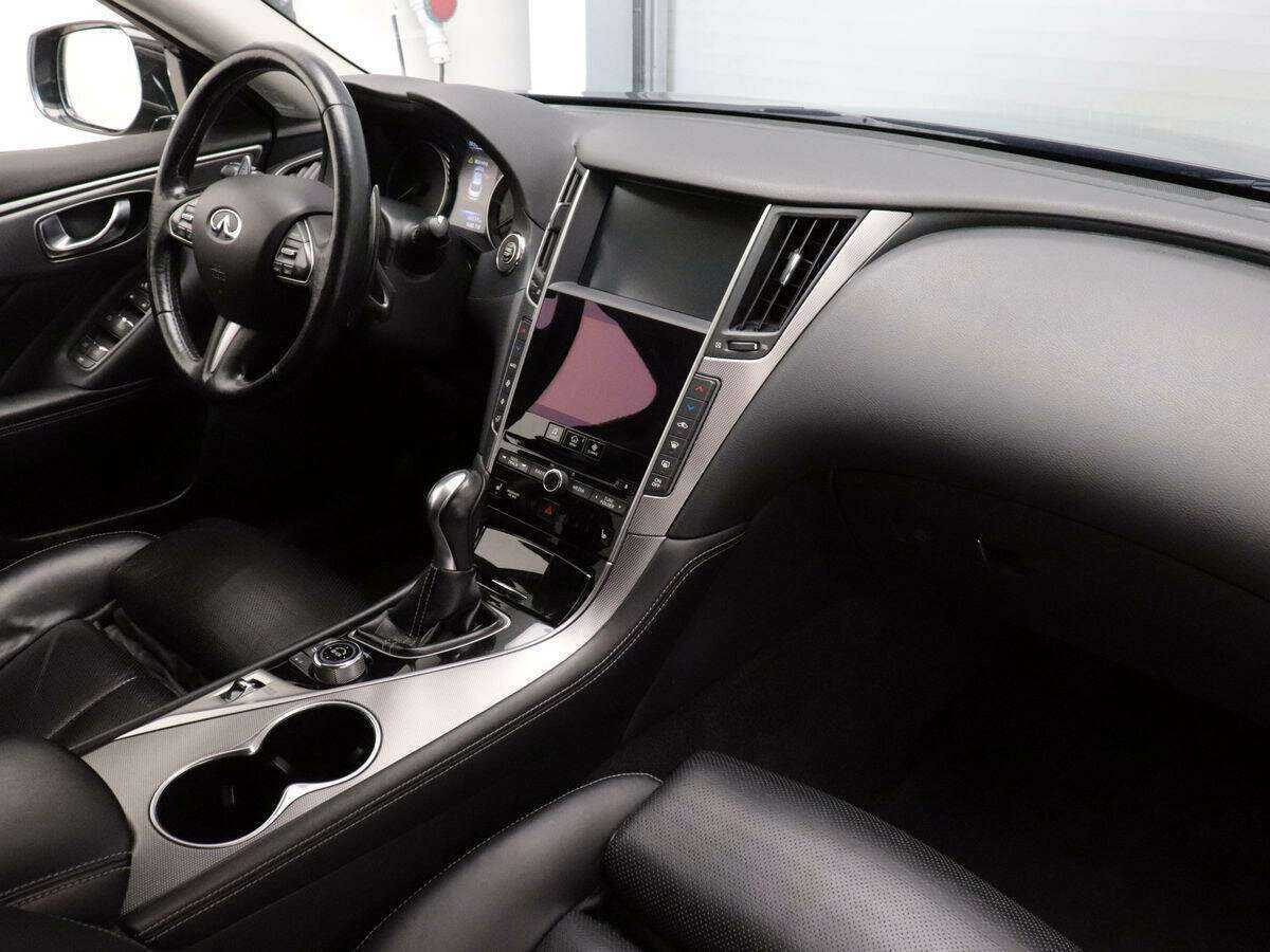 Купить Infiniti Q50, 2014, 64 537 км, фото №6