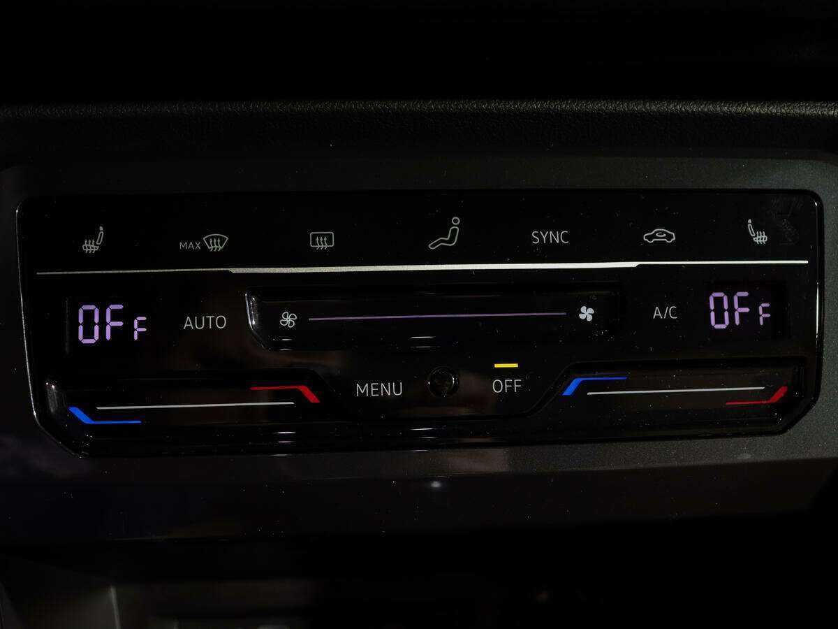 Купить Volkswagen Tiguan, 2022, 4 803 км, фото №16