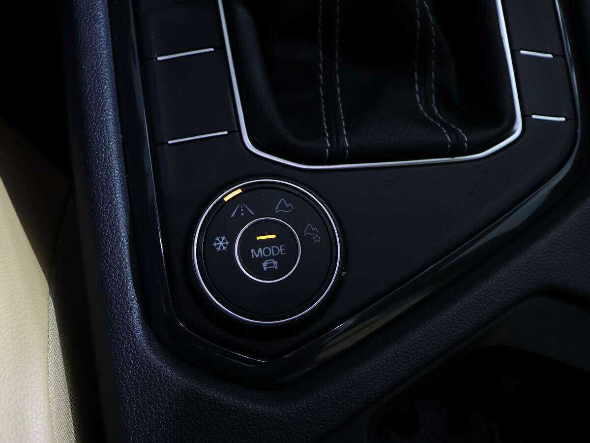 Купить Volkswagen Tiguan, 2022, 4 803 км, фото №17