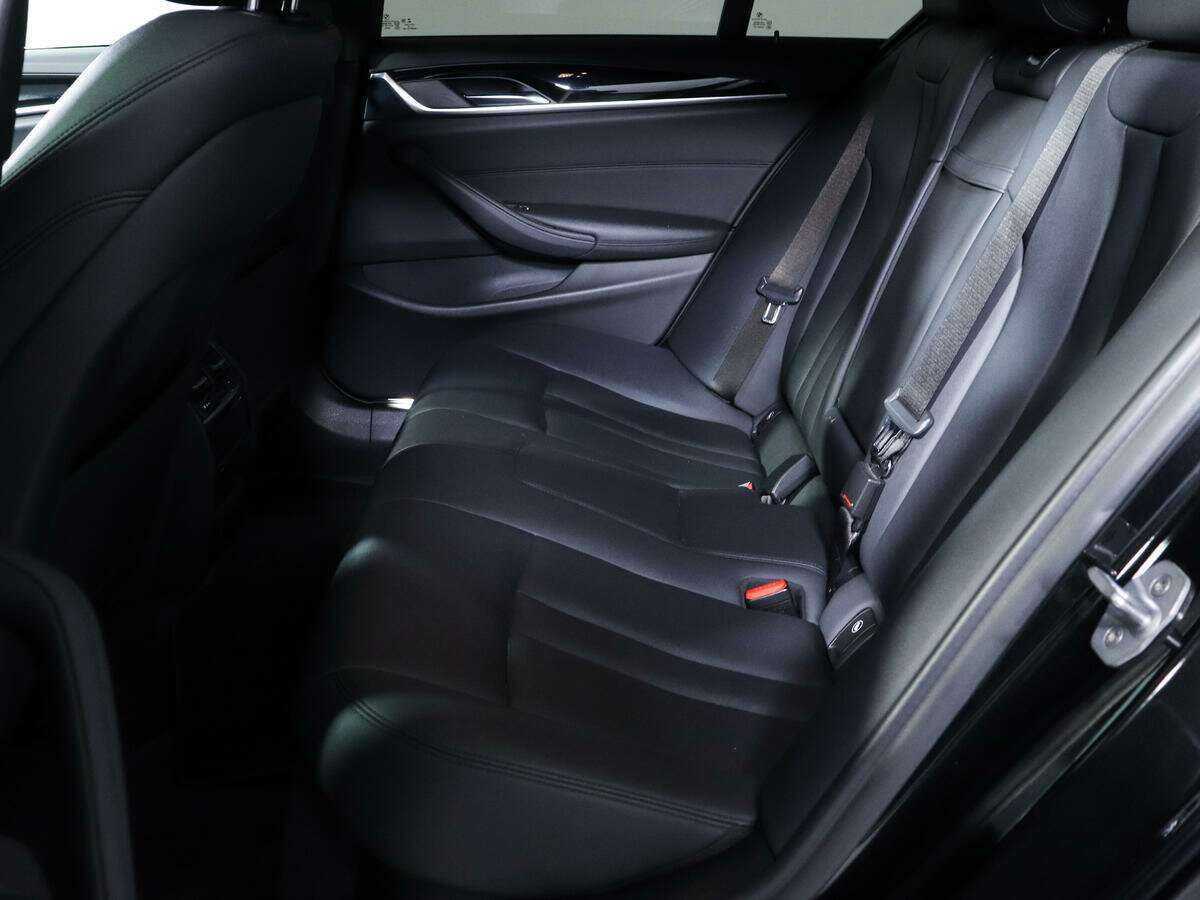 Купить BMW 5 серии 520d xDrive, 2018, 145 501 км, фото №6