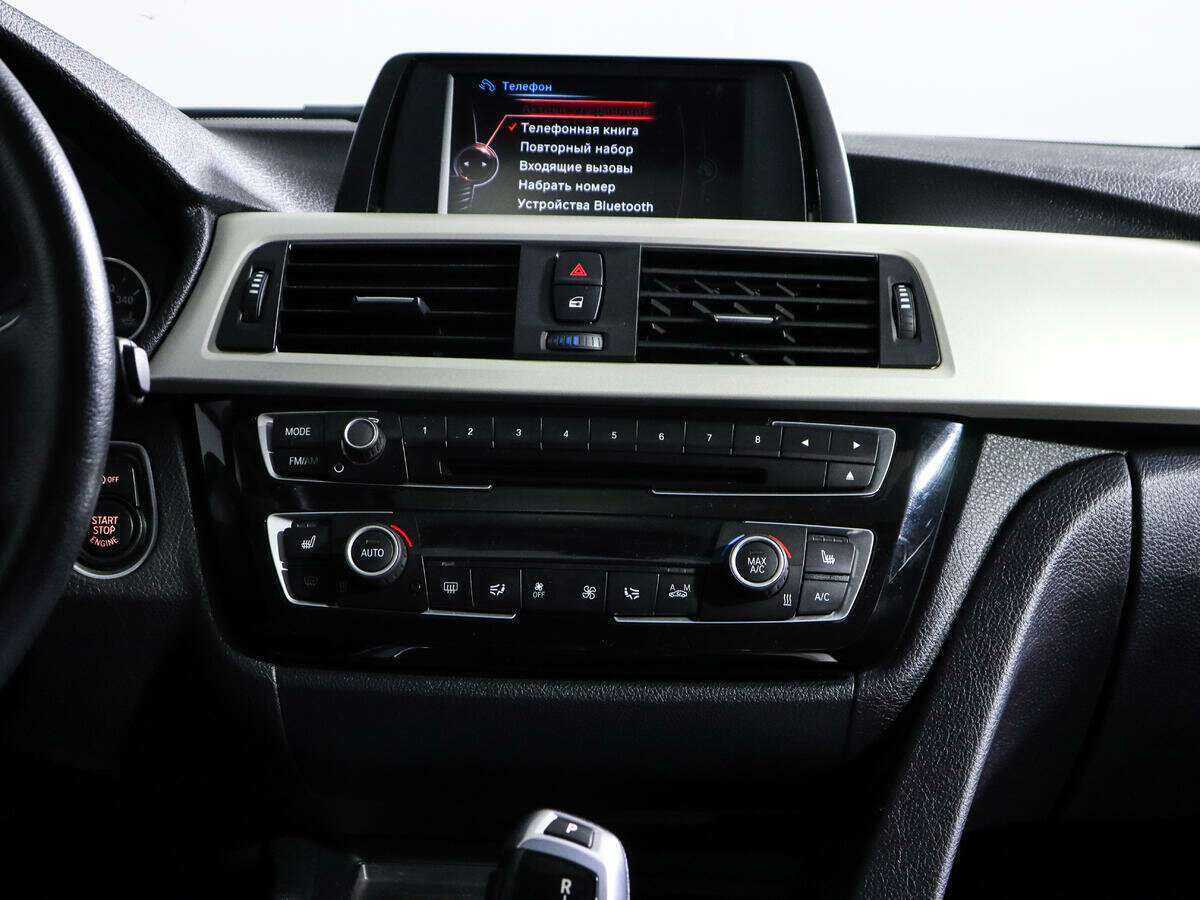 Купить BMW 3 серии 320i, 2016, 88 948 км, фото №10