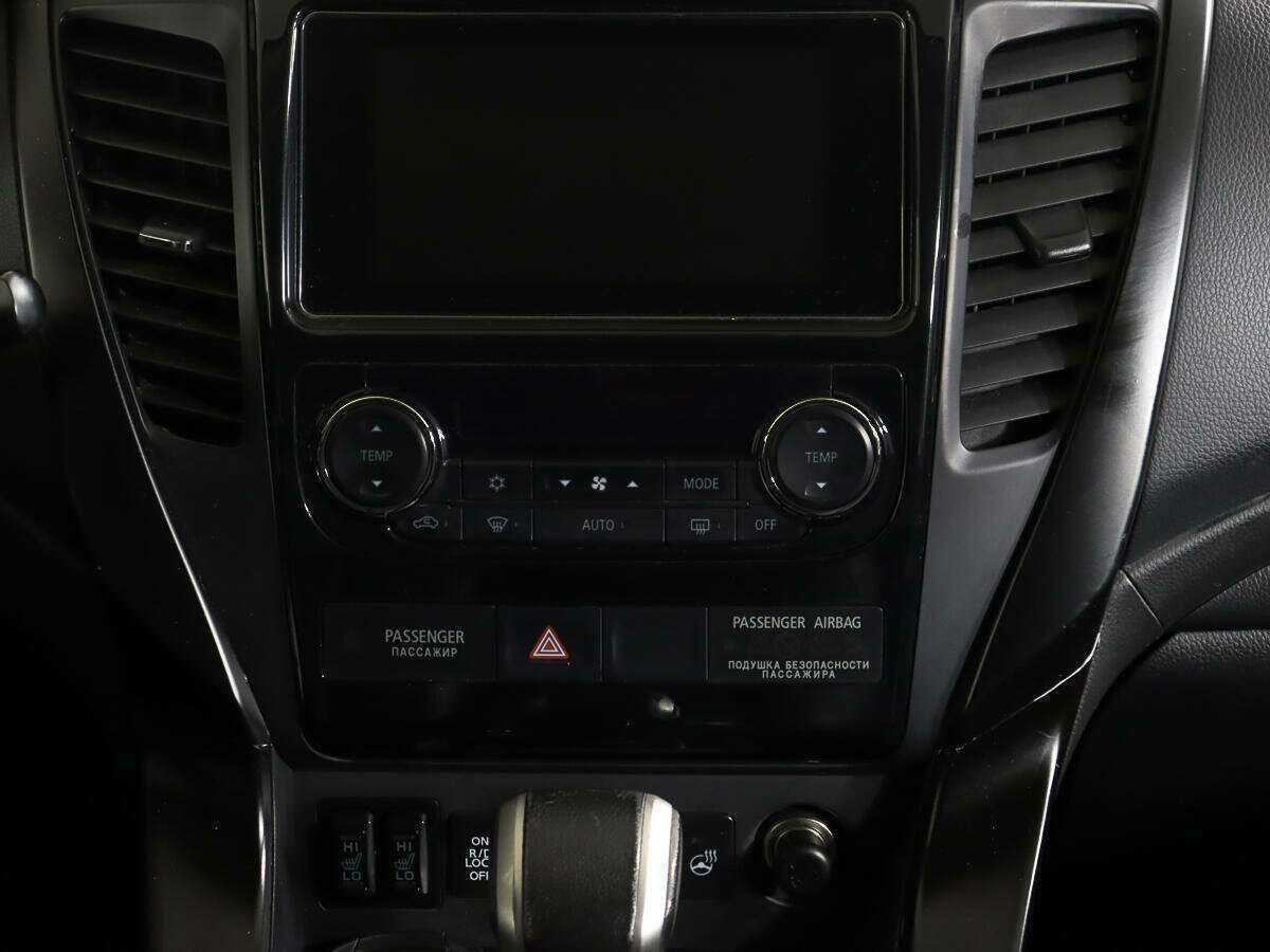 Купить Mitsubishi Pajero Sport, 2017, 91 308 км, фото №12