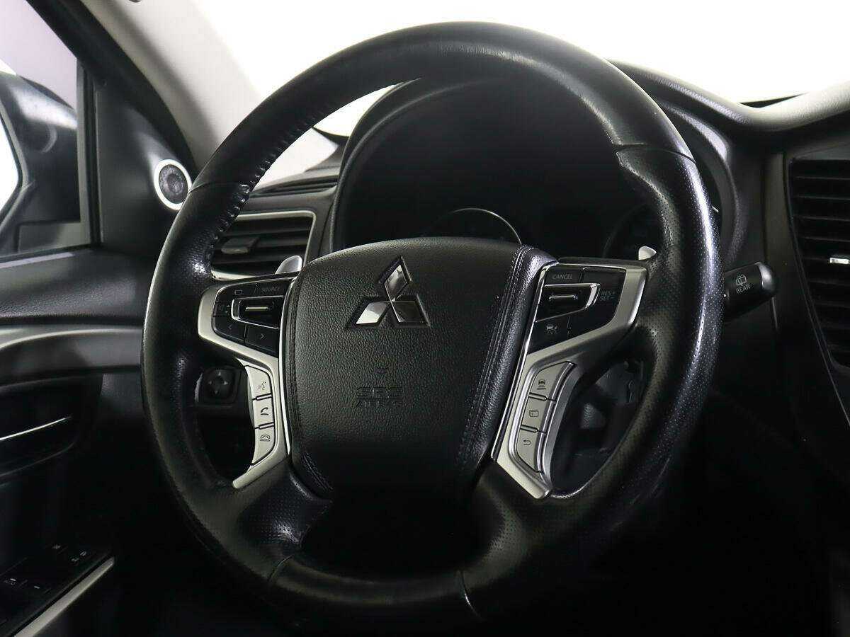 Купить Mitsubishi Pajero Sport, 2017, 91 308 км, фото №14