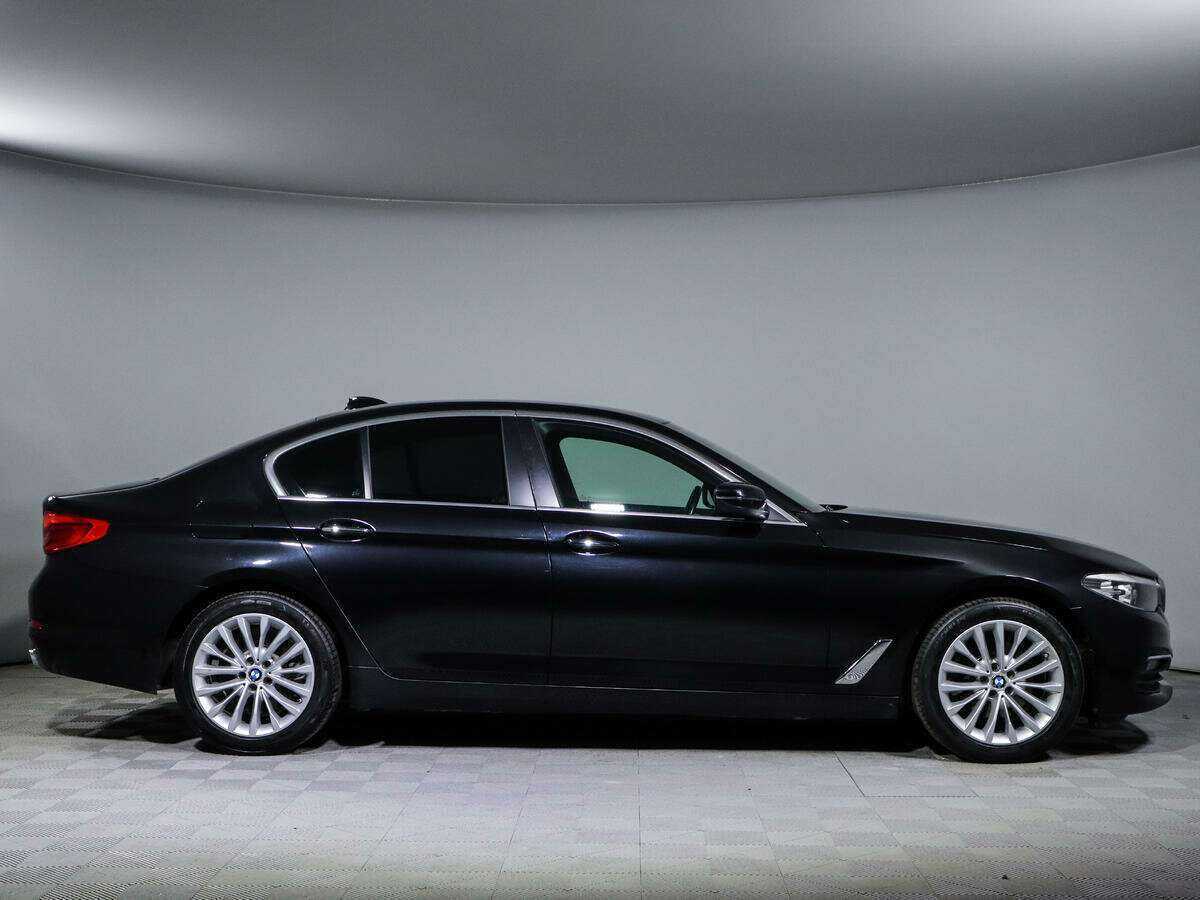 Купить BMW 5 серии 520d xDrive, 2017, 103 000 км, фото №4