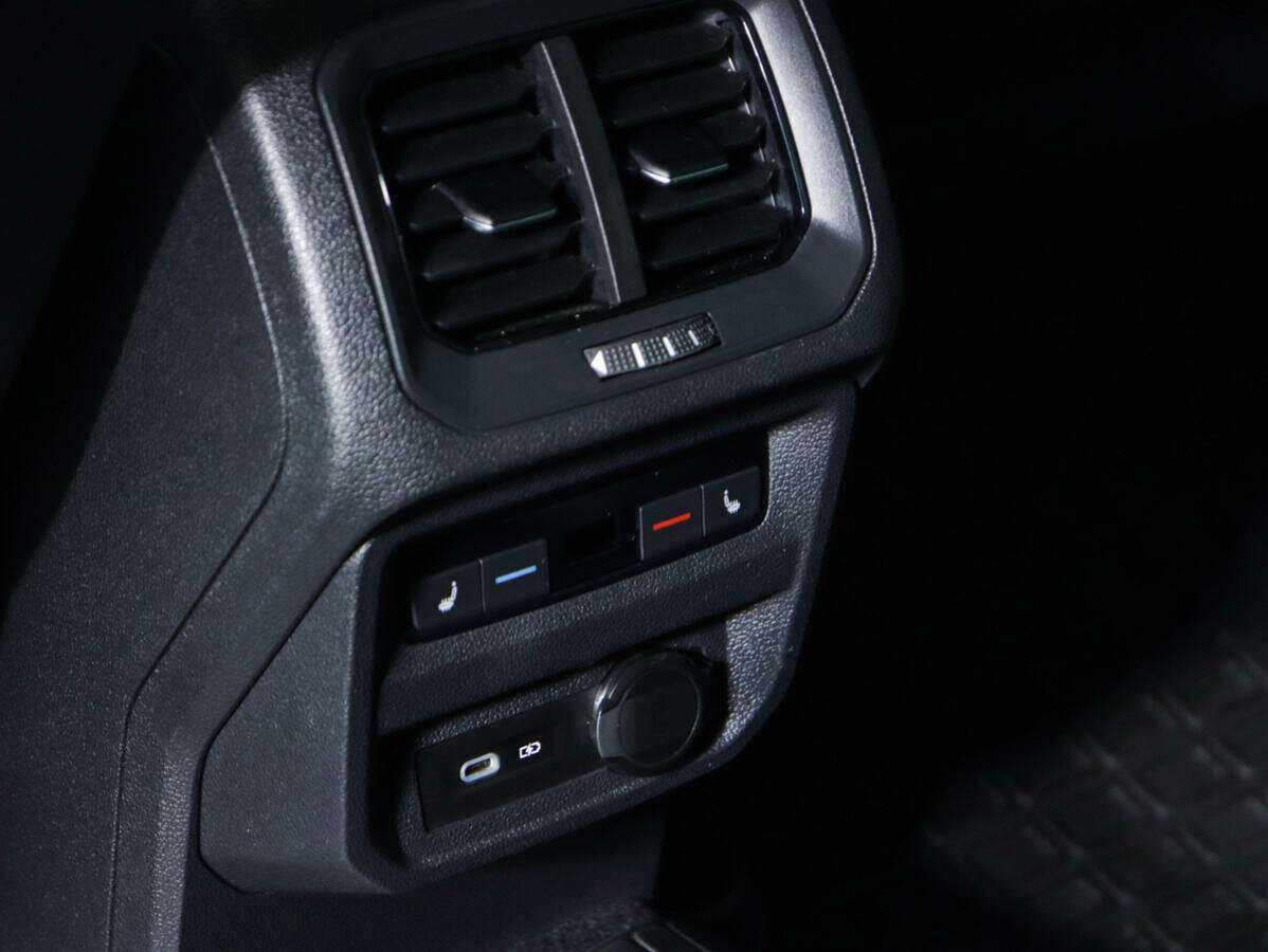 Купить Volkswagen Tiguan, 2021, 42 285 км, фото №16