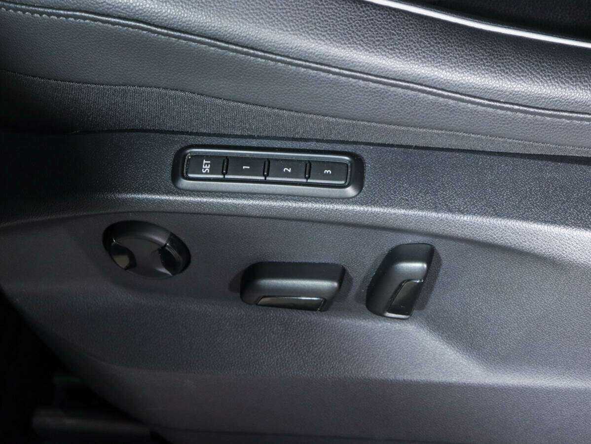 Купить Volkswagen Tiguan, 2021, 42 285 км, фото №17