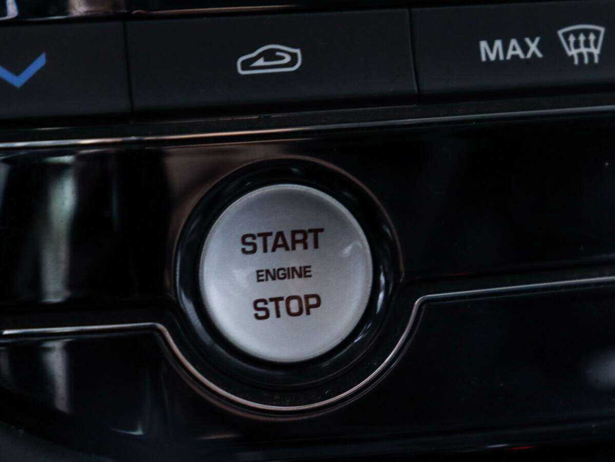 Купить Jaguar F-Pace, 2016, 94 165 км, фото №12