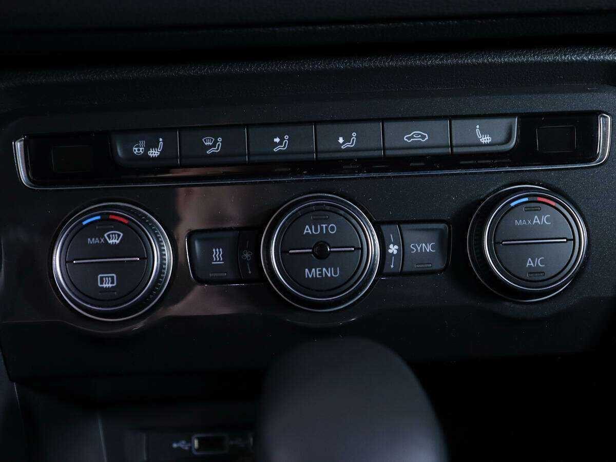 Купить Volkswagen Tiguan, 2019, 91 951 км, фото №16