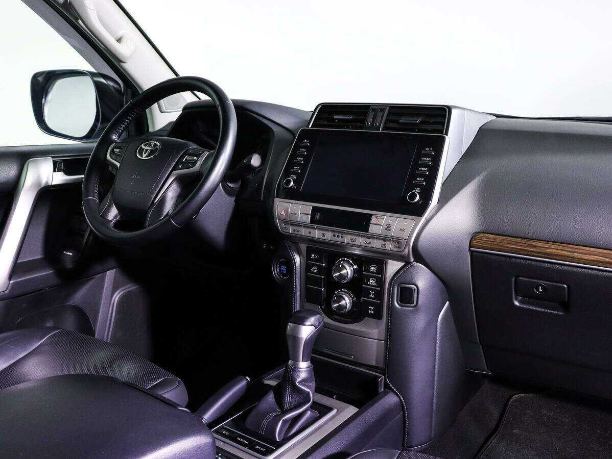 Купить Toyota Land Cruiser Prado, 2022, 4 296 км, фото №6