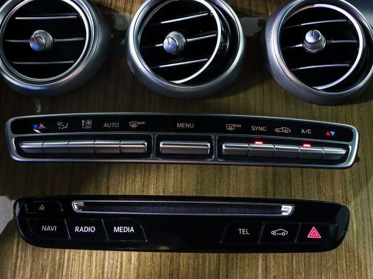 Купить Mercedes-Benz GLC 250, 2015, 74 977 км, фото №14