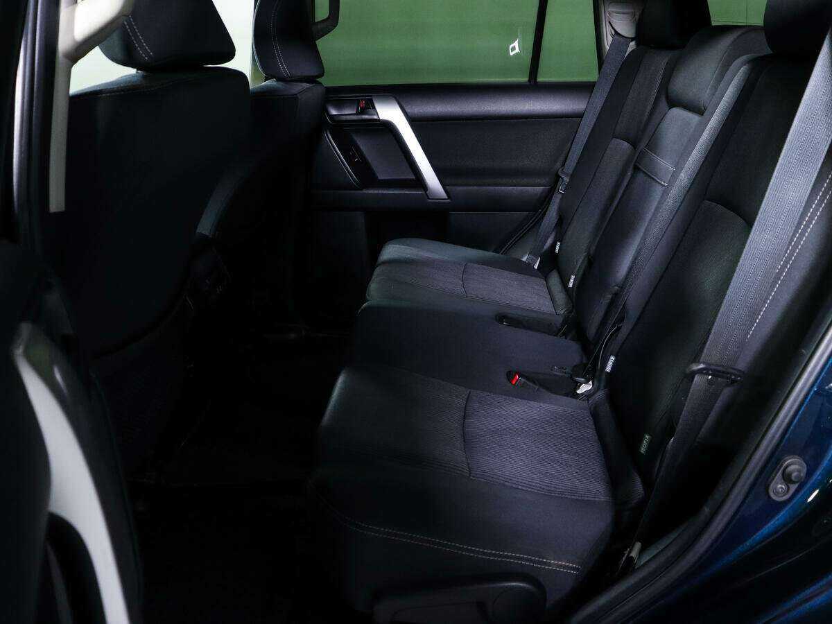 Купить Toyota Land Cruiser Prado, 2019, 143 980 км, фото №9