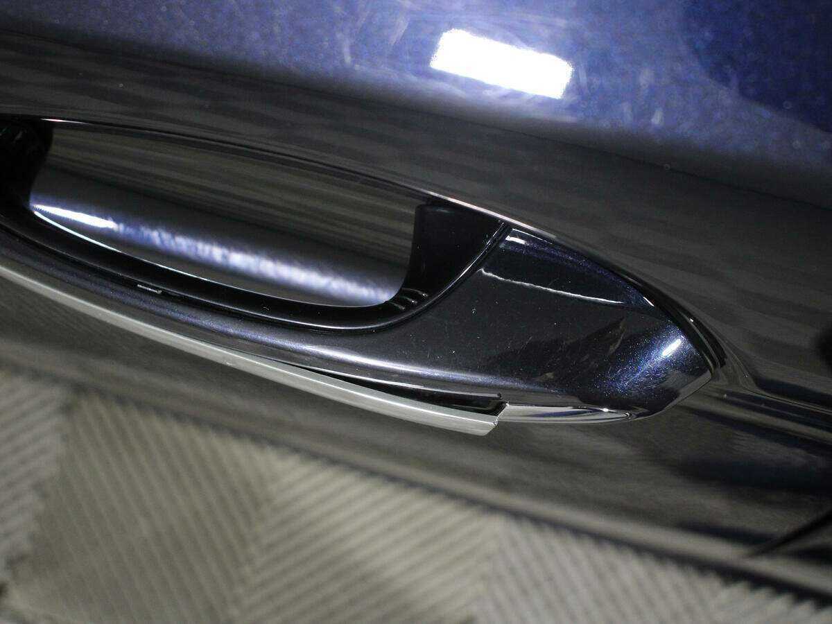 Купить BMW 5 серии 540i xDrive, 2017, 75 124 км, фото №10