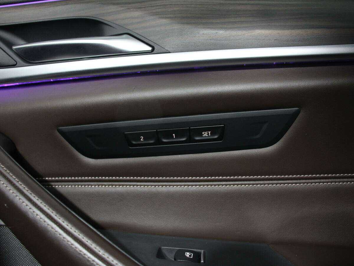 Купить BMW 5 серии 540i xDrive, 2017, 75 124 км, фото №20