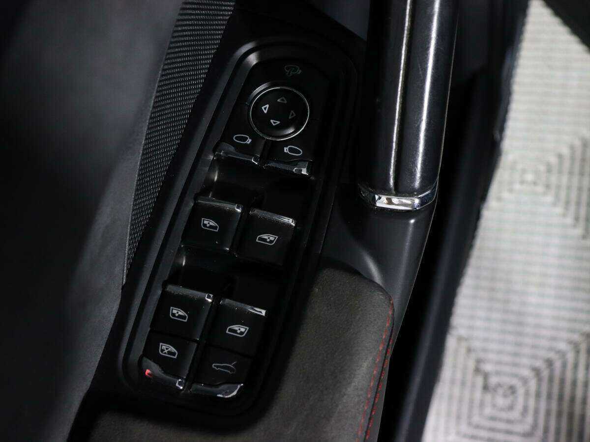 Купить Porsche Cayenne GTS, 2015, 107 400 км, фото №18