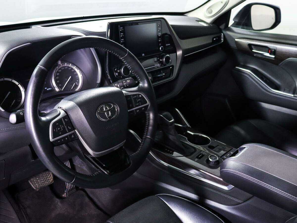 Купить Toyota Highlander, 2022, 4 278 км, фото №12