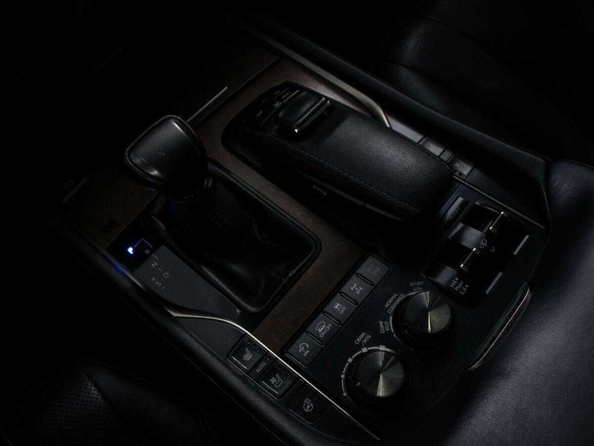 Купить Lexus LX 450d, 2016, 209 891 км, фото №18
