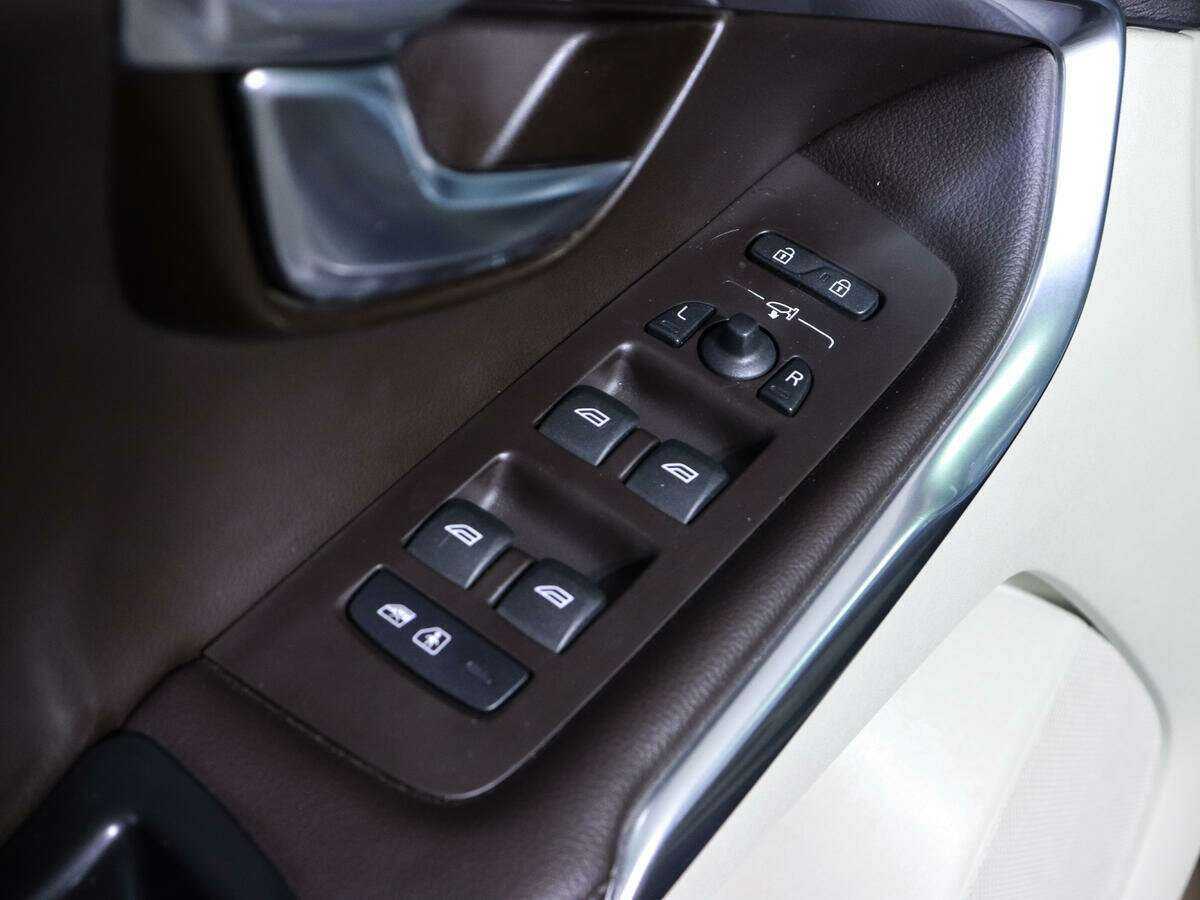 Купить Volvo V40 Cross Country, 2013, 183 310 км, фото №16