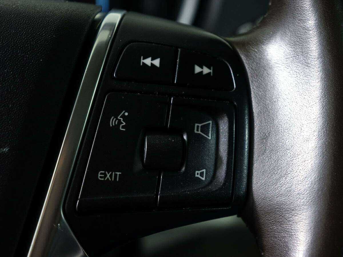 Купить Volvo V40 Cross Country, 2013, 183 310 км, фото №17