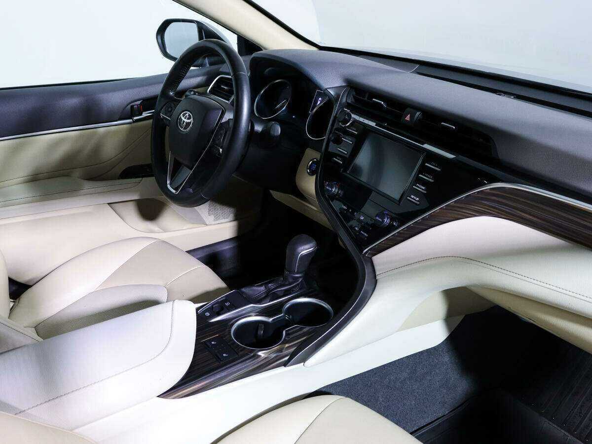 Купить Toyota Camry, 2020, 90 000 км, фото №6