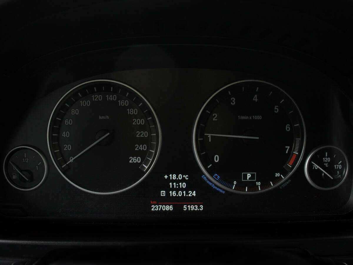 Купить BMW 5 серии 528i xDrive, 2012, 237 085 км, фото №10