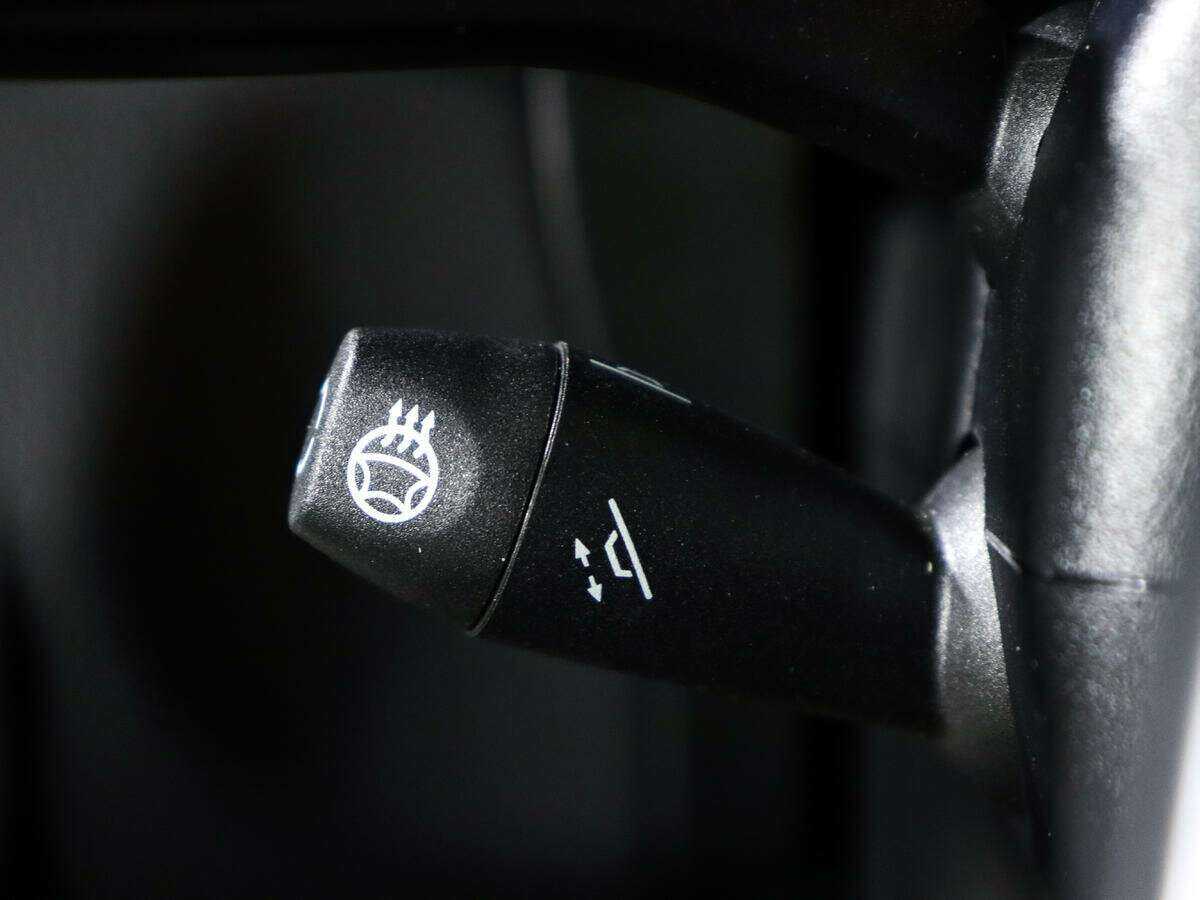 Купить Mercedes-Benz GLC 300, 2019, 81 130 км, фото №19