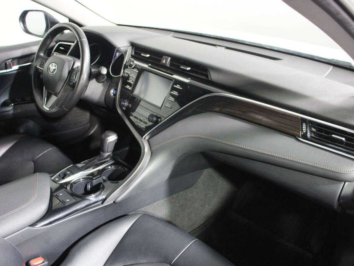 Купить Toyota Camry, 2020, 67 377 км, фото №9
