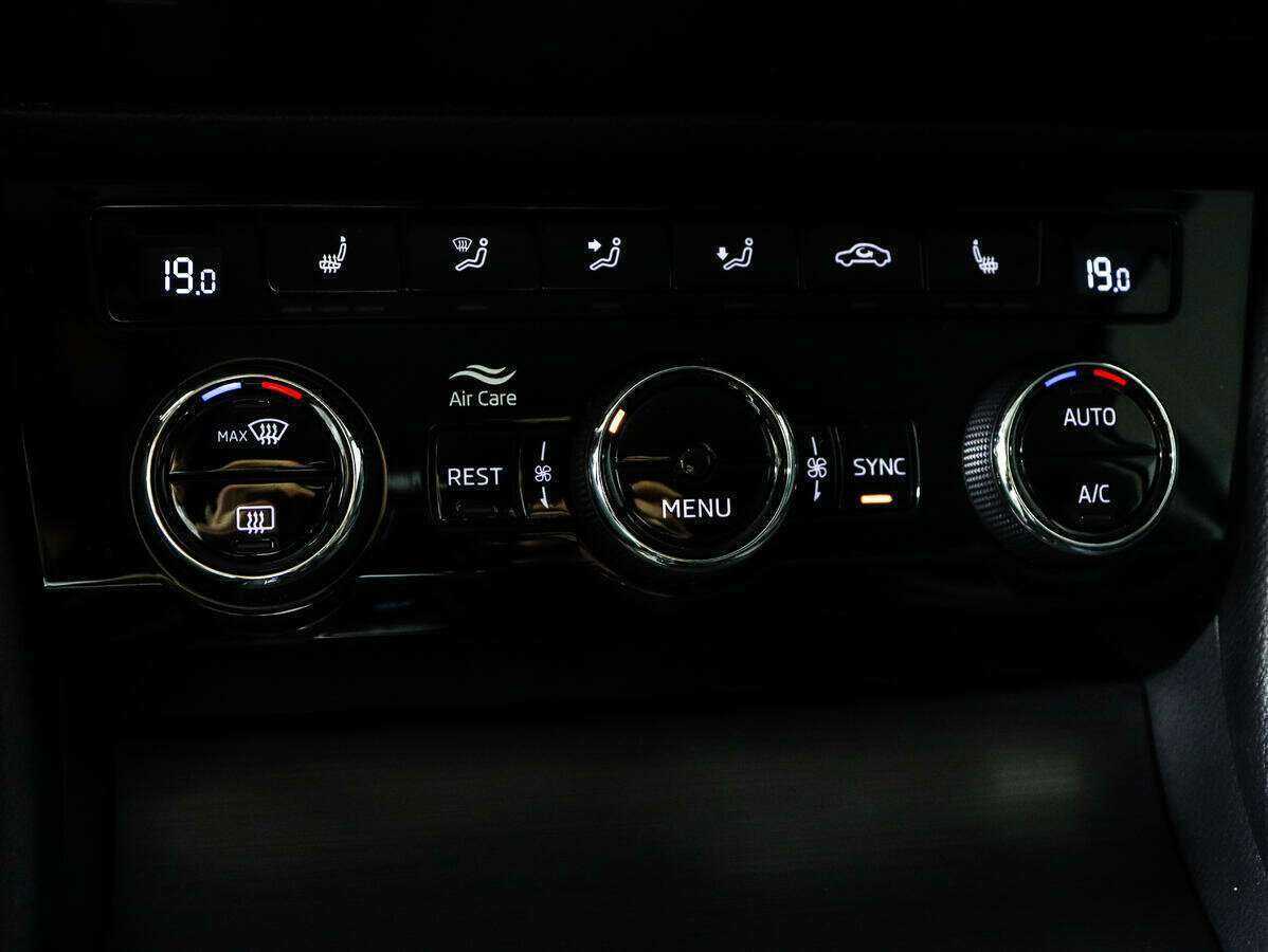 Купить Skoda Superb, 2020, 54 505 км, фото №18