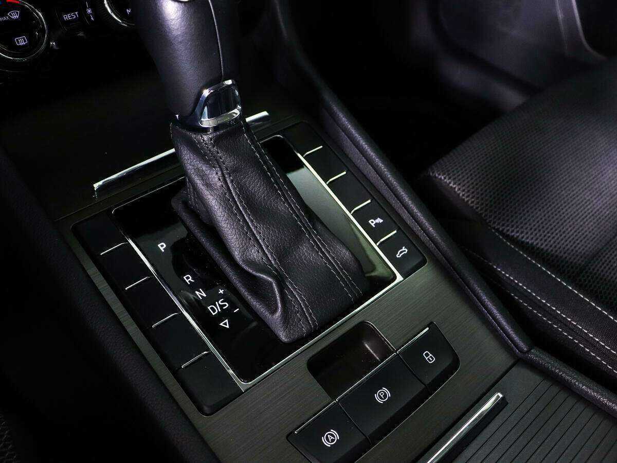 Купить Skoda Superb, 2020, 54 505 км, фото №19