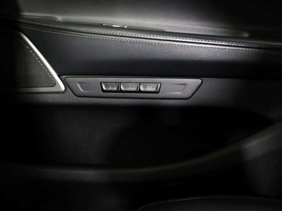Купить BMW 7 серии 750d xDrive, 2018, 125 919 км, фото №28