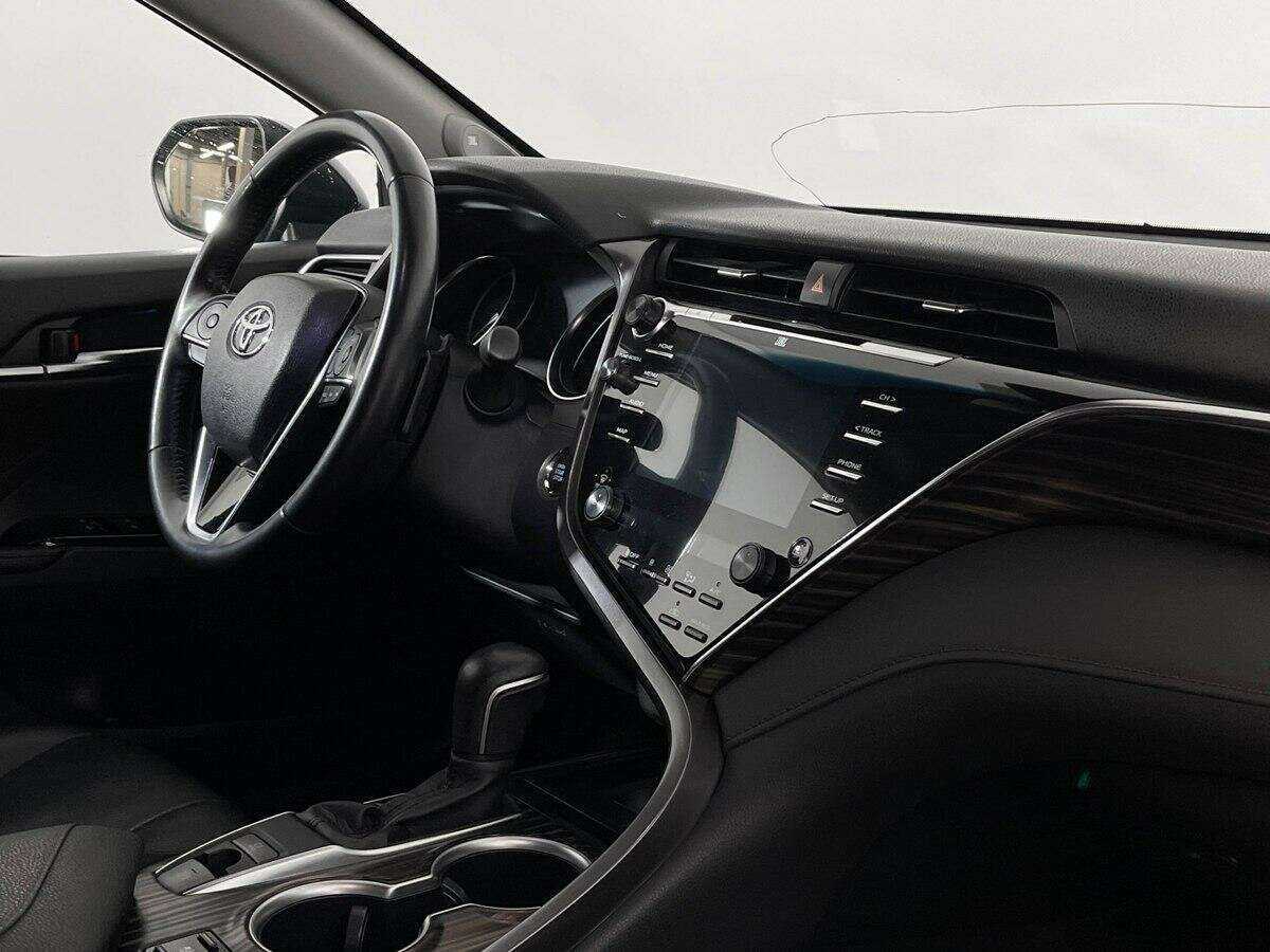 Купить Toyota Camry, 2019, 32 110 км, фото №7