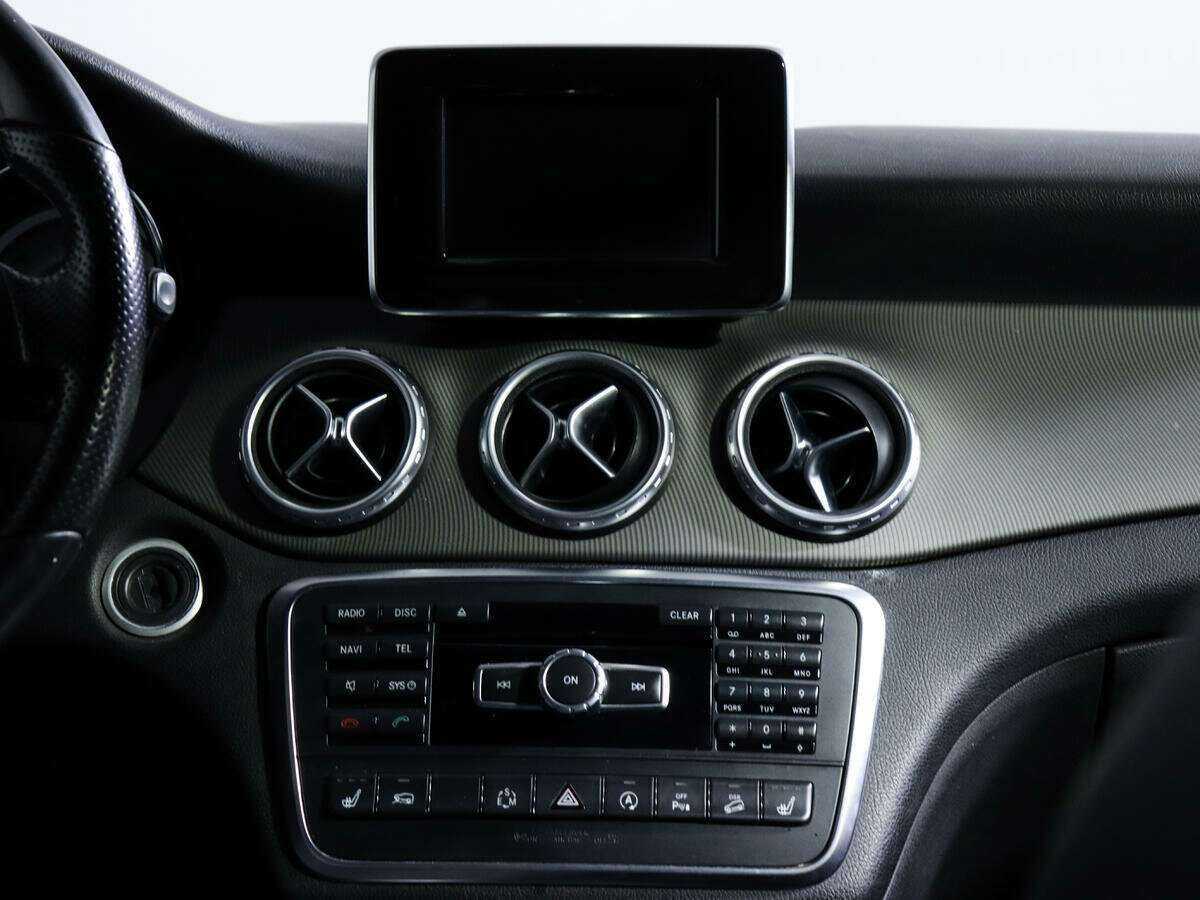 Купить Mercedes-Benz GLA 250, 2015, 126 700 км, фото №11