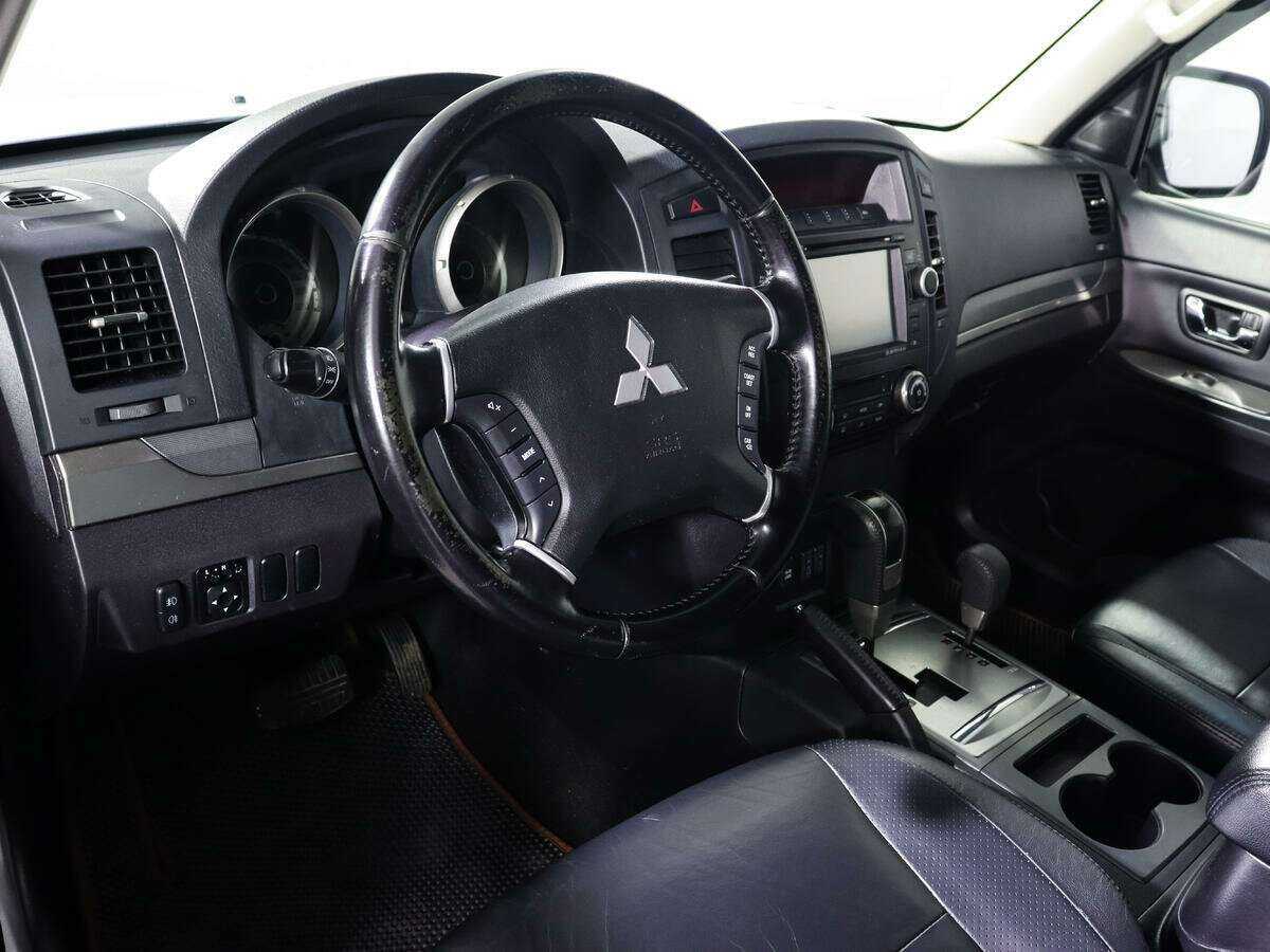 Купить Mitsubishi Pajero, 2011, 144 900 км, фото №13