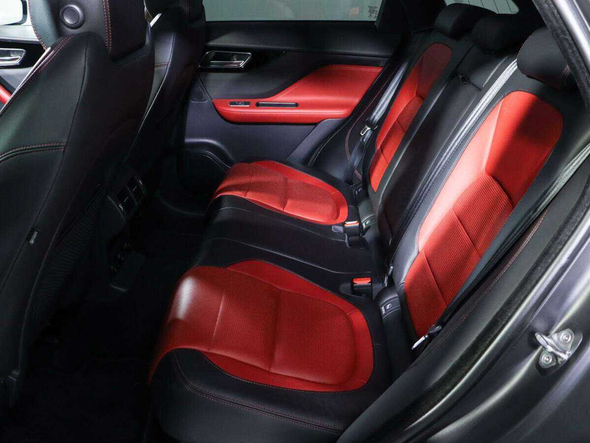 Купить Jaguar F-Pace, 2018, 81 000 км, фото №10