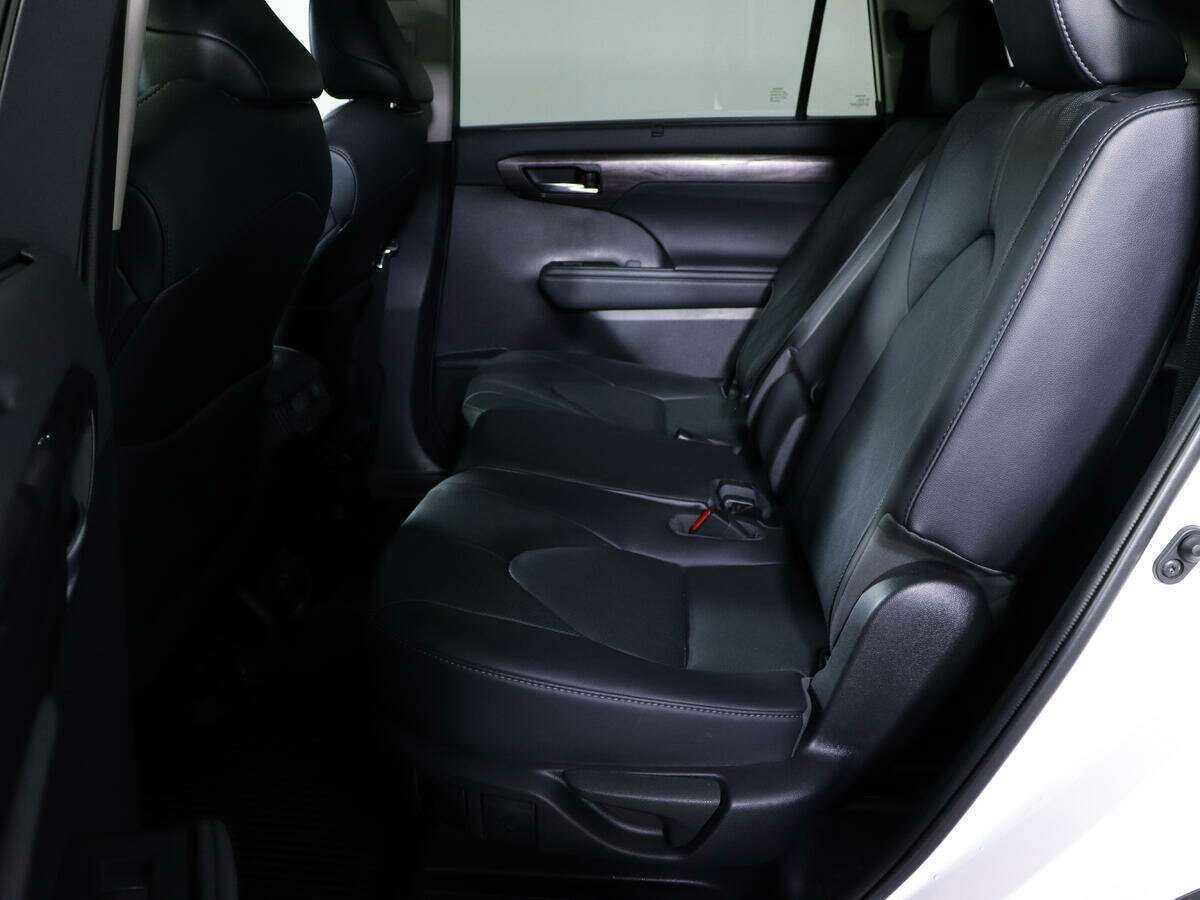 Купить Toyota Highlander, 2021, 60 020 км, фото №7