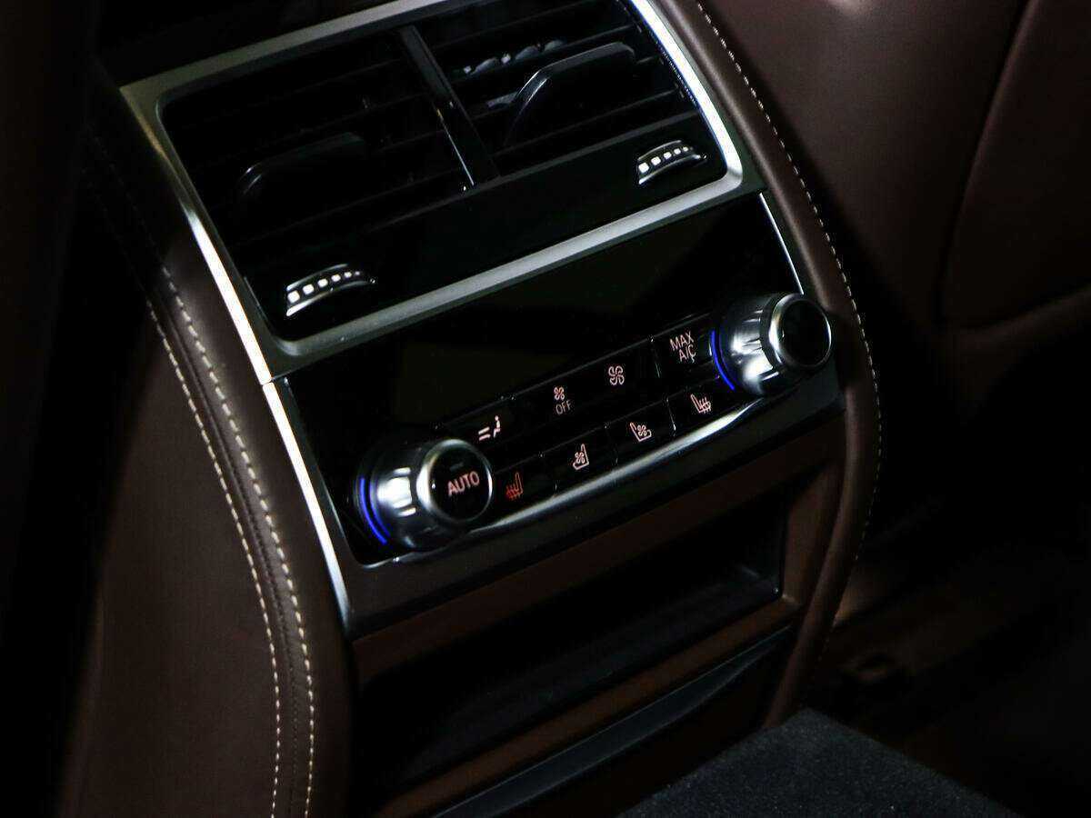 Купить BMW 7 серии Long 740Ld xDrive, 2016, 117 850 км, фото №22